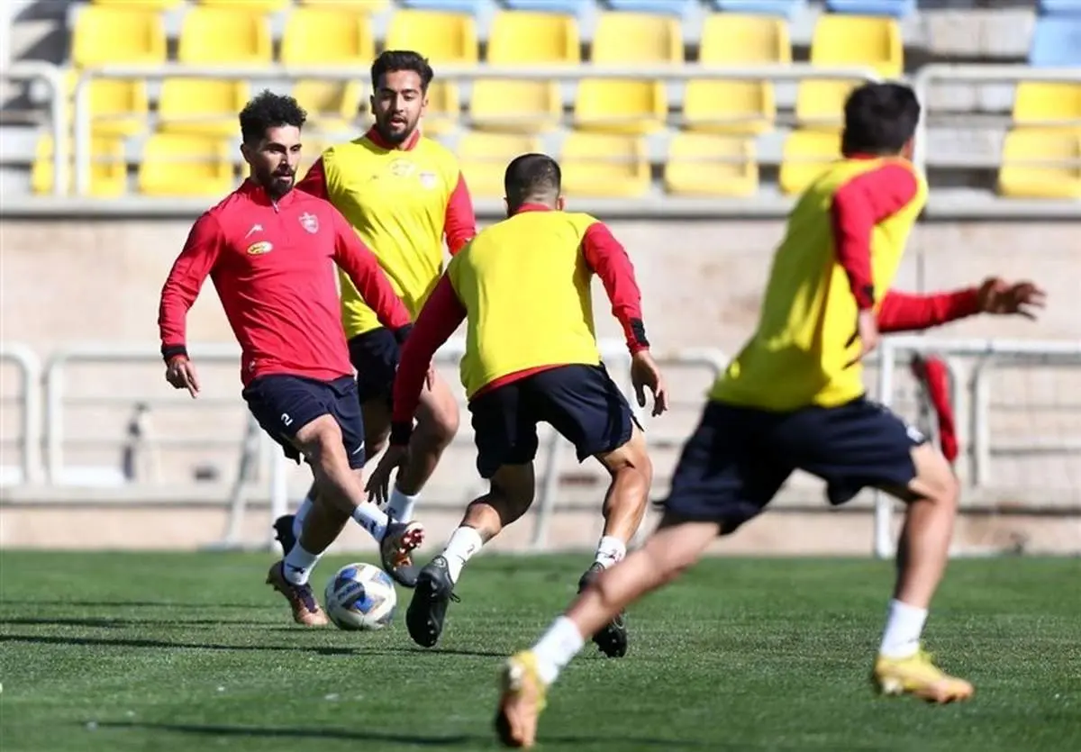تمرین جذاب جمعه پرسپولیس با حضور پورعلی‌گنجی و نبیل باهویی/ عکس