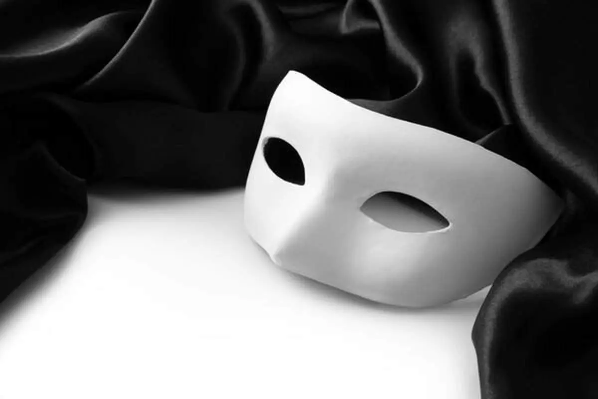 آذر فخر، بازیگر درگذشت