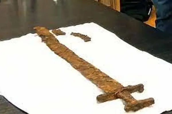 شمشیر وایکینگ 1100 سال قدمت دارد