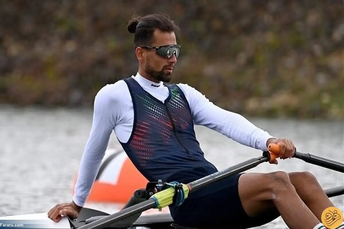 ملی پوش دیروز ، دستفروش امروز شد