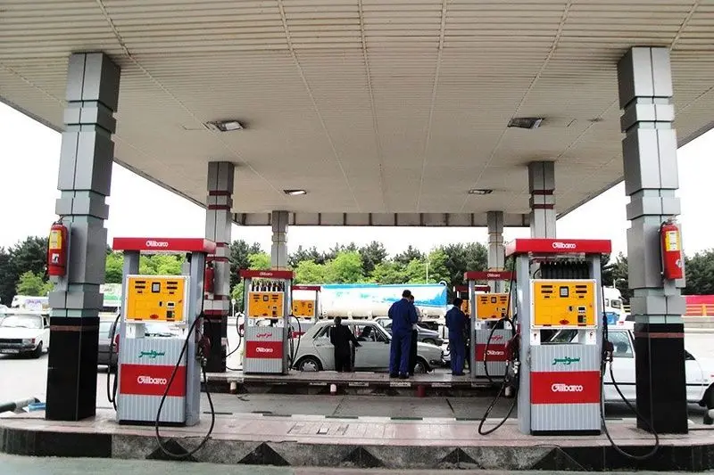 شهرداری تهران به فکر ساختن پمپ بنزین‌های جدید افتاد | جایگاه‌های پایتخت همچنان شلوغ و پرترافیک