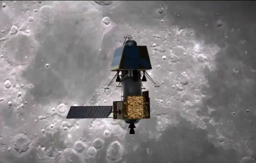 ورود موفقیت آمیز فضاپیمای هندی به مدار ماه