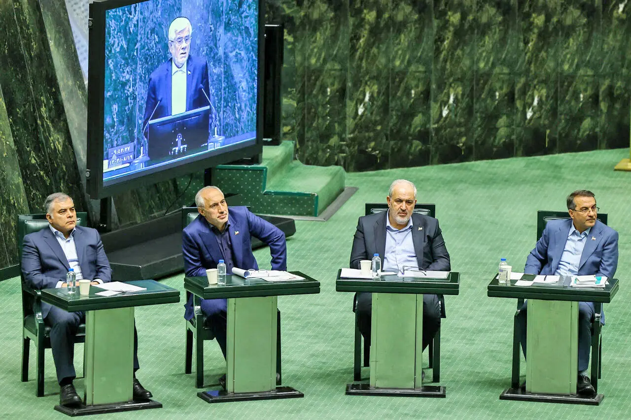 خط ‌و نشان مجلس برای چالش‌های موروثی پاستور