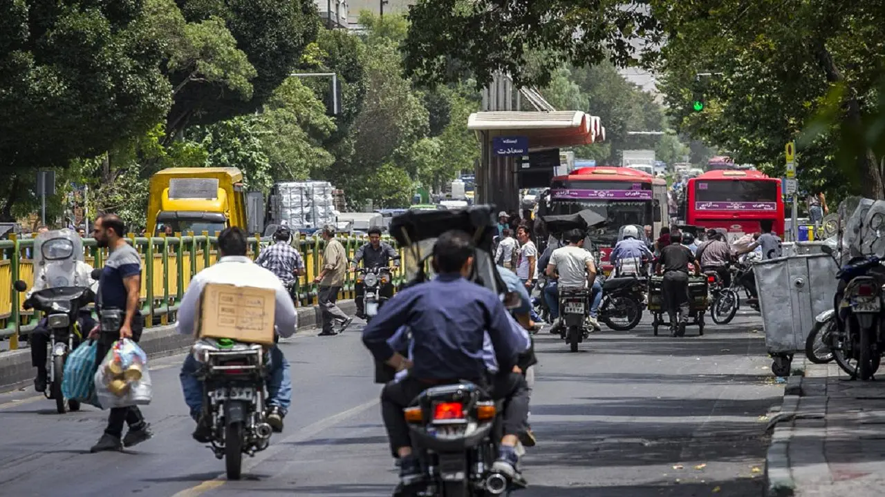 تردد موتورسیکلت در آزادراه‌های تهران ممنوع شد