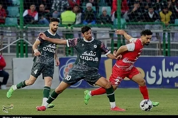 تصمیم جنجالی داور به نفع پرسپولیس/ ببینید