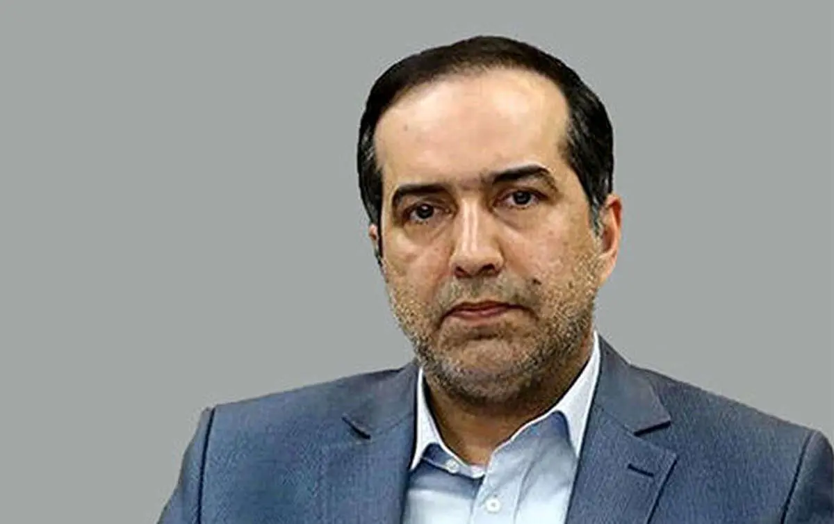 همه رسانه‌ها باید از یک قانون تبعیت کنند