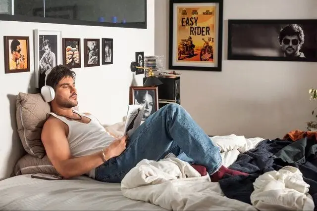 حضور متفاوت سینا مهراد در بدنام