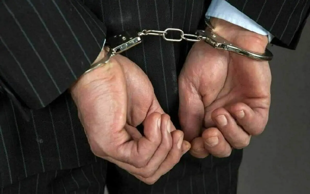 بازداشت تعدادی از مدیران و کارمندان شهرداری این شهر