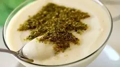 طرز تهیه فرنی سیب برای روزهای سرد زمستان