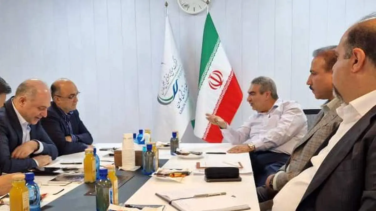 بانک ملت از پروژه تصفیه پساب شرکت پتروشیمی کارون حمایت میکند