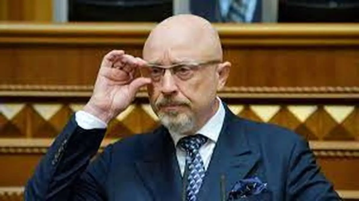 روزنامه اکراینی: استعفای وزیر دفاع اوکراین وارد فاز عملی شد 