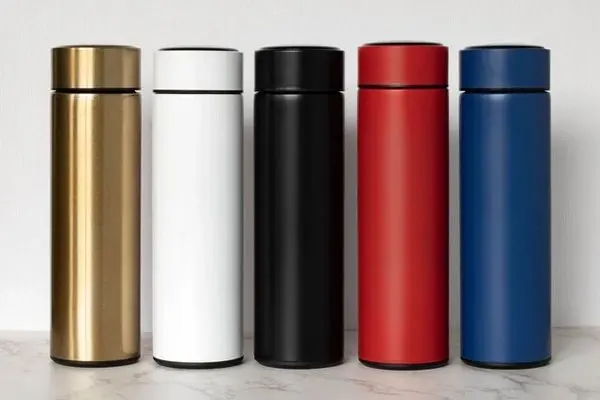 معادل فارسی «فلاسک» خنده‌دار است؟