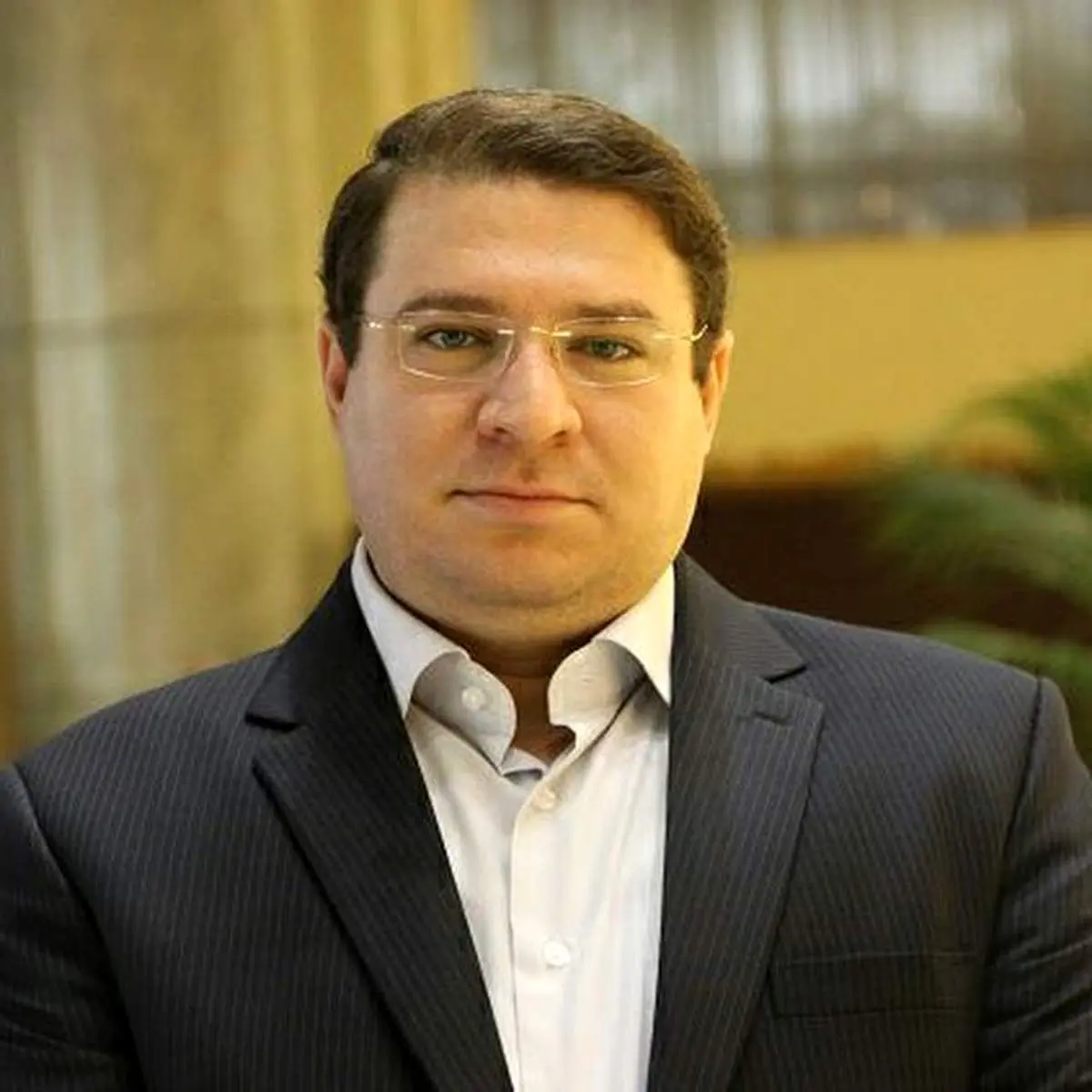 عذرخواهی مقام دولتی از خبرنگار بابت برخورد معاون وزیر بهداشت