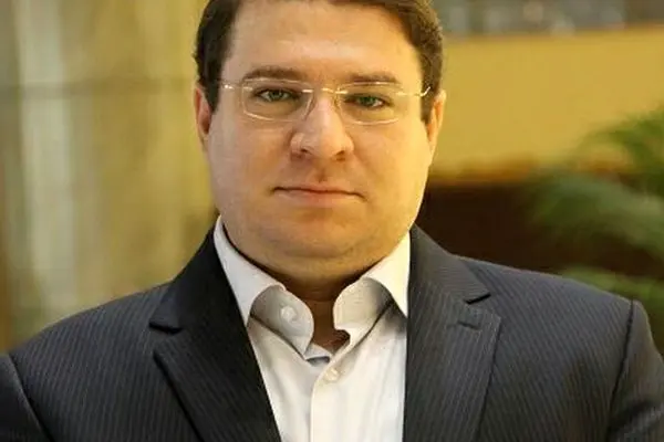 عذرخواهی مقام دولتی از خبرنگار بابت برخورد معاون وزیر بهداشت  