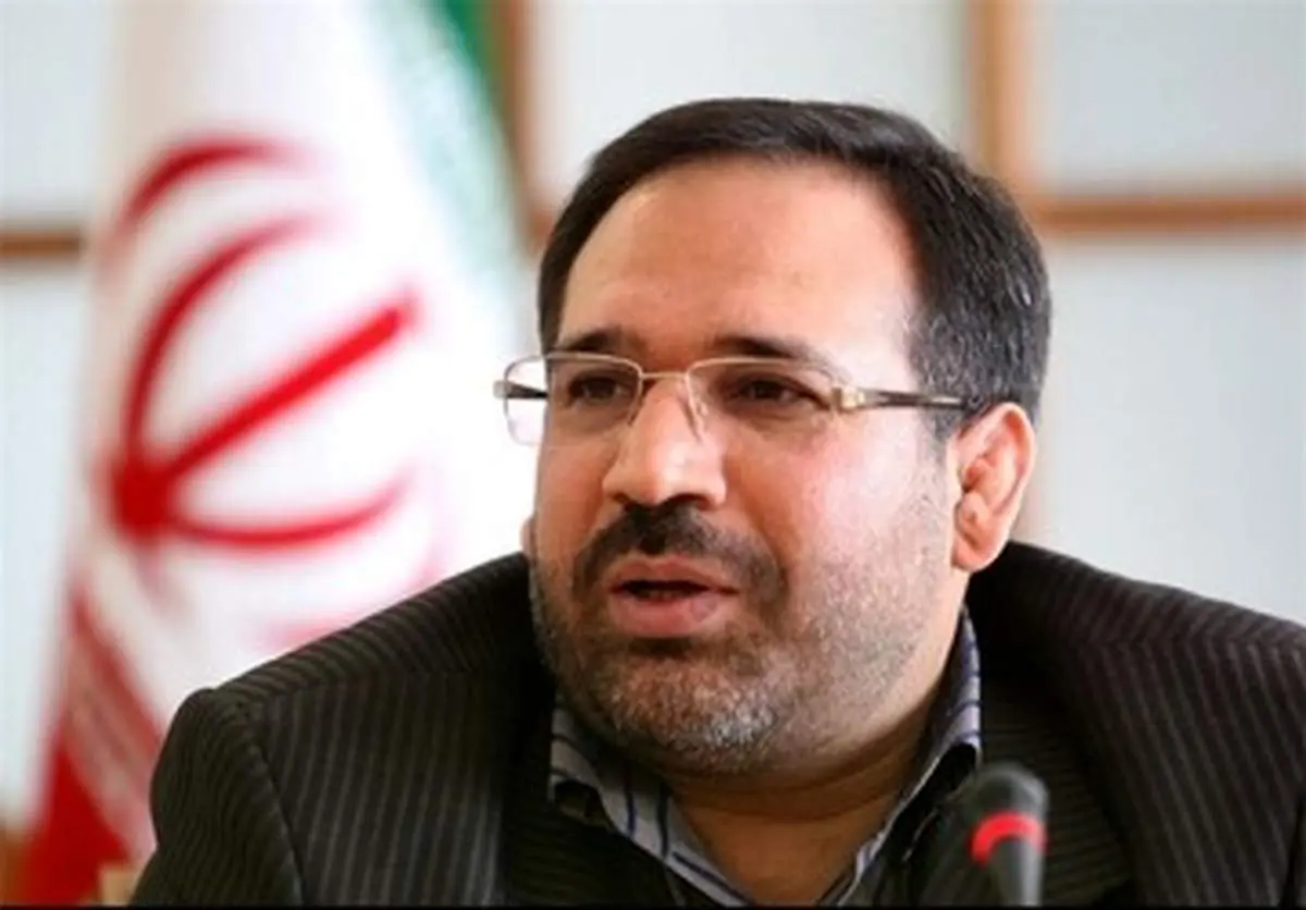 لطفا به همتی رای ندهید چون با ما سفت برخورد می کرد!