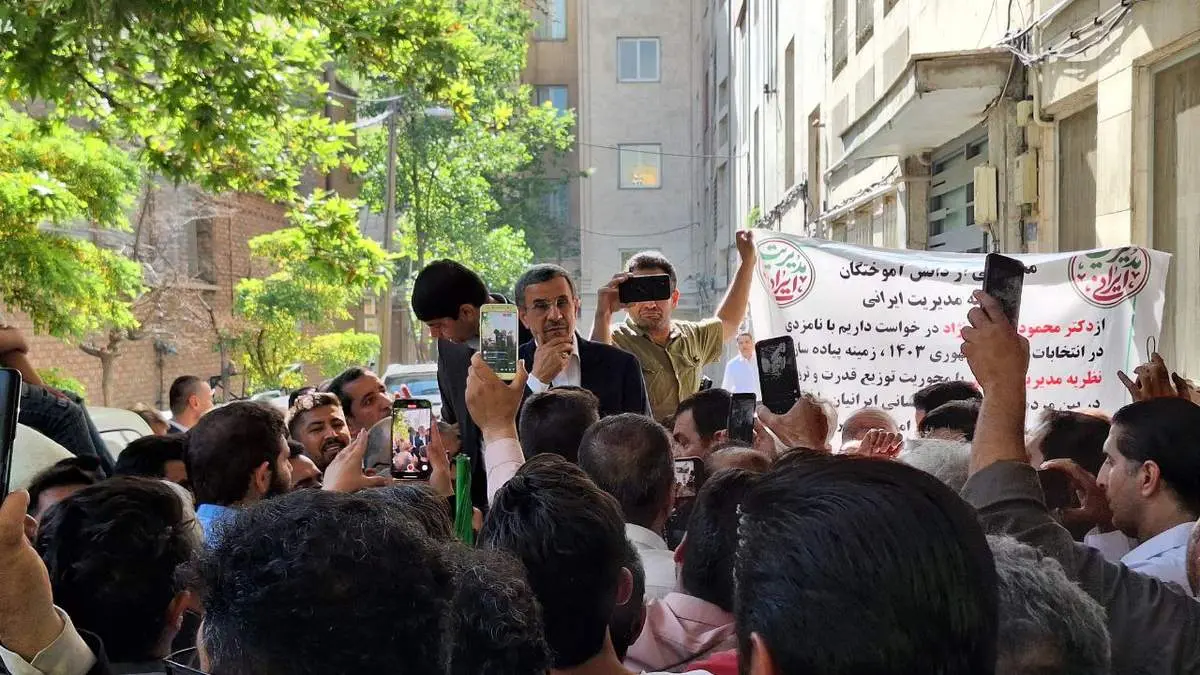 احمدی نژاد دوباره خبر ساز شد/  مشکلات اقتصادی کشور با 4 اقدام حل میشود اما نمی گویم