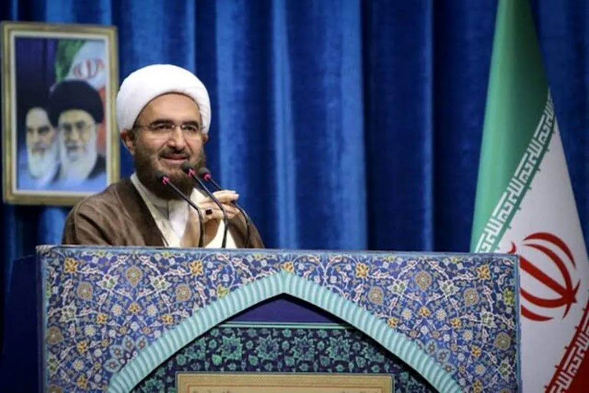 هشدار جدی به ائمه جمعه ؛ جامعه دیگر ظرفیت حواشی اعصاب خردکن را ندارد/ مراقب حرفهایتان باشید