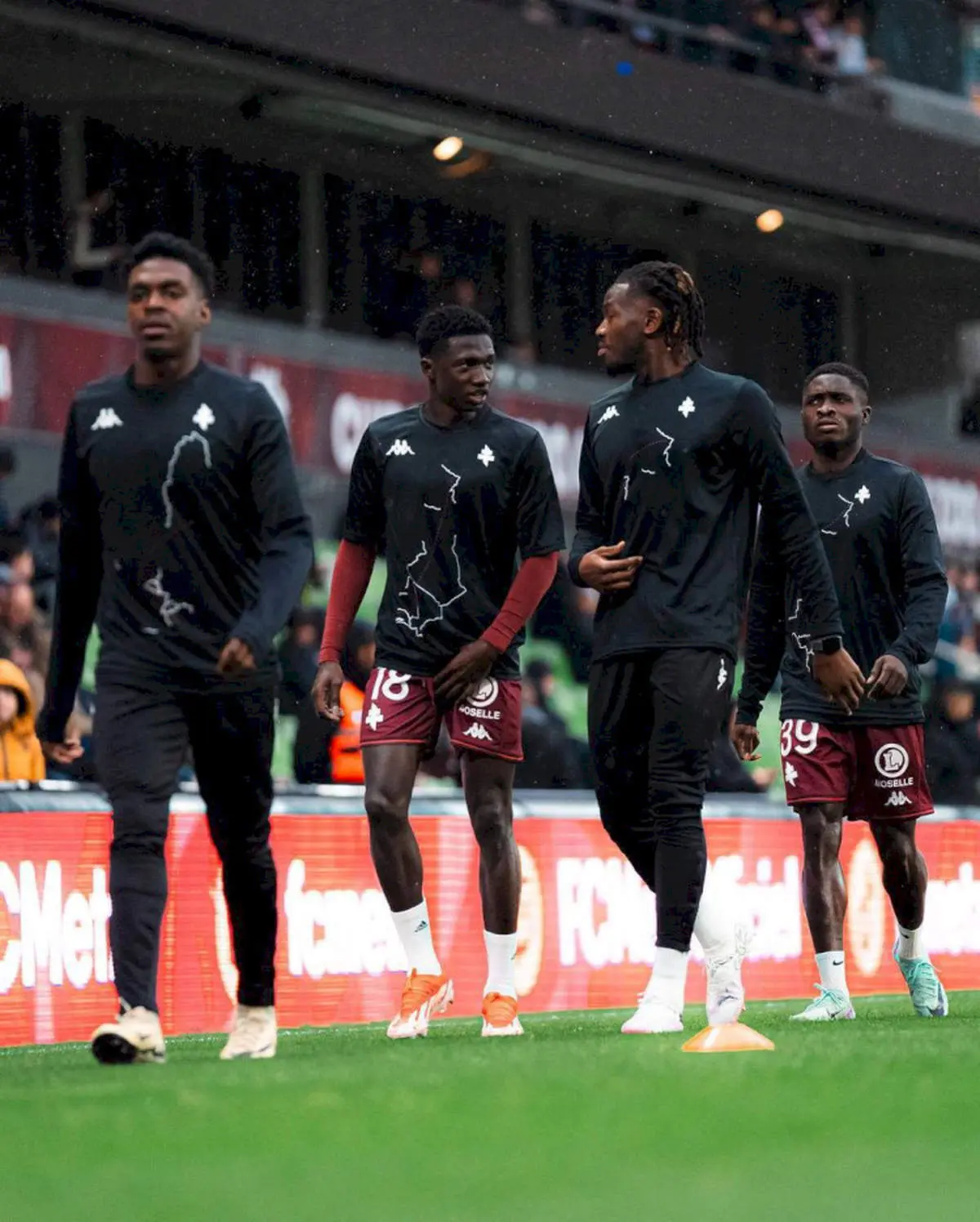 عکس/ پیراهن های فوتبالی که حرف میزنند!