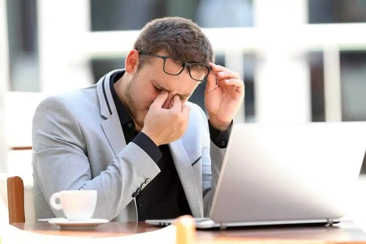 صفحه نمایش چه بلایی سر چشمتان می آورد