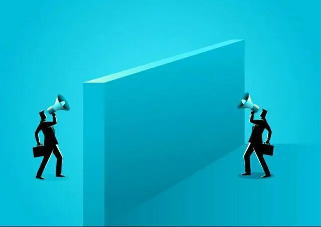 الزام پرهیز از دوقطبی در سیاست ‌داخلی