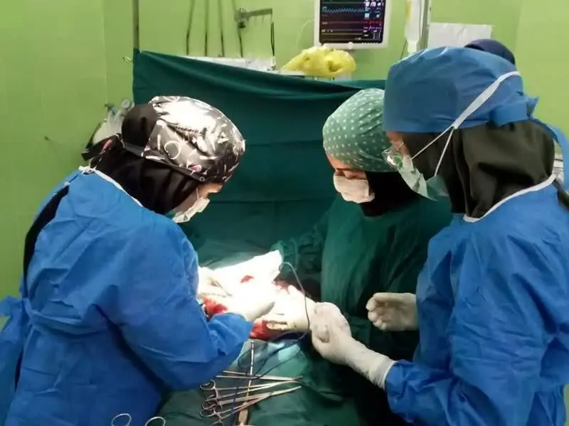 توده ۷ کیلویی از رحم یک بیمار خارج شد!