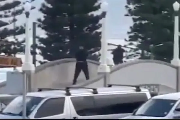 تیراندازی در مراسم یهودی‌ها در استرالیا/ ۷۰ نفر کشته و زخمی شدند

