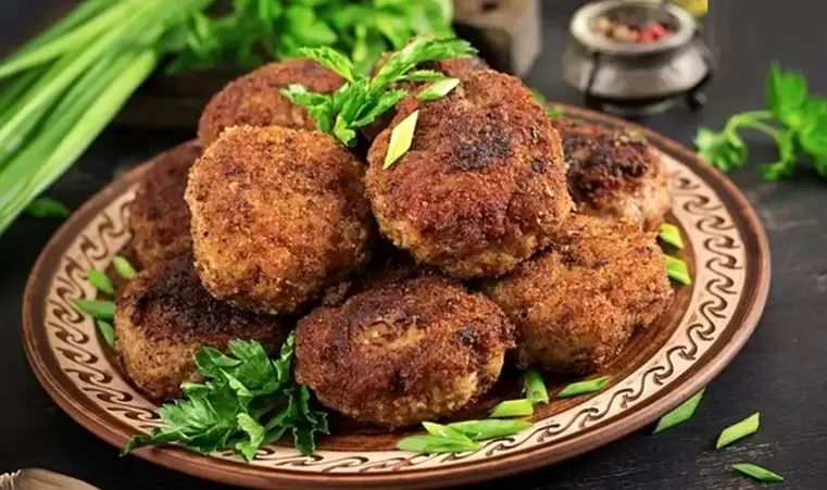 طرز تهیه کتلت گردو به روش اصیل شمالی