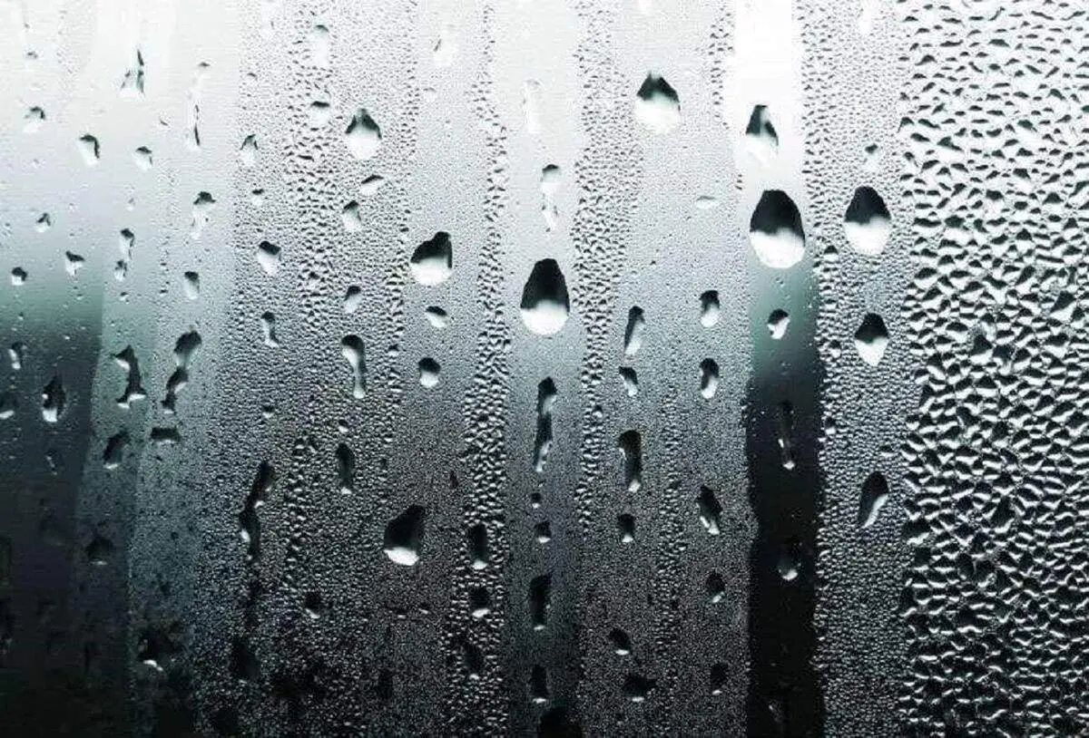 تنفس بخار آب حمام روزه را باطل می کند؟/ پاسخ آیت الله خامنه ای