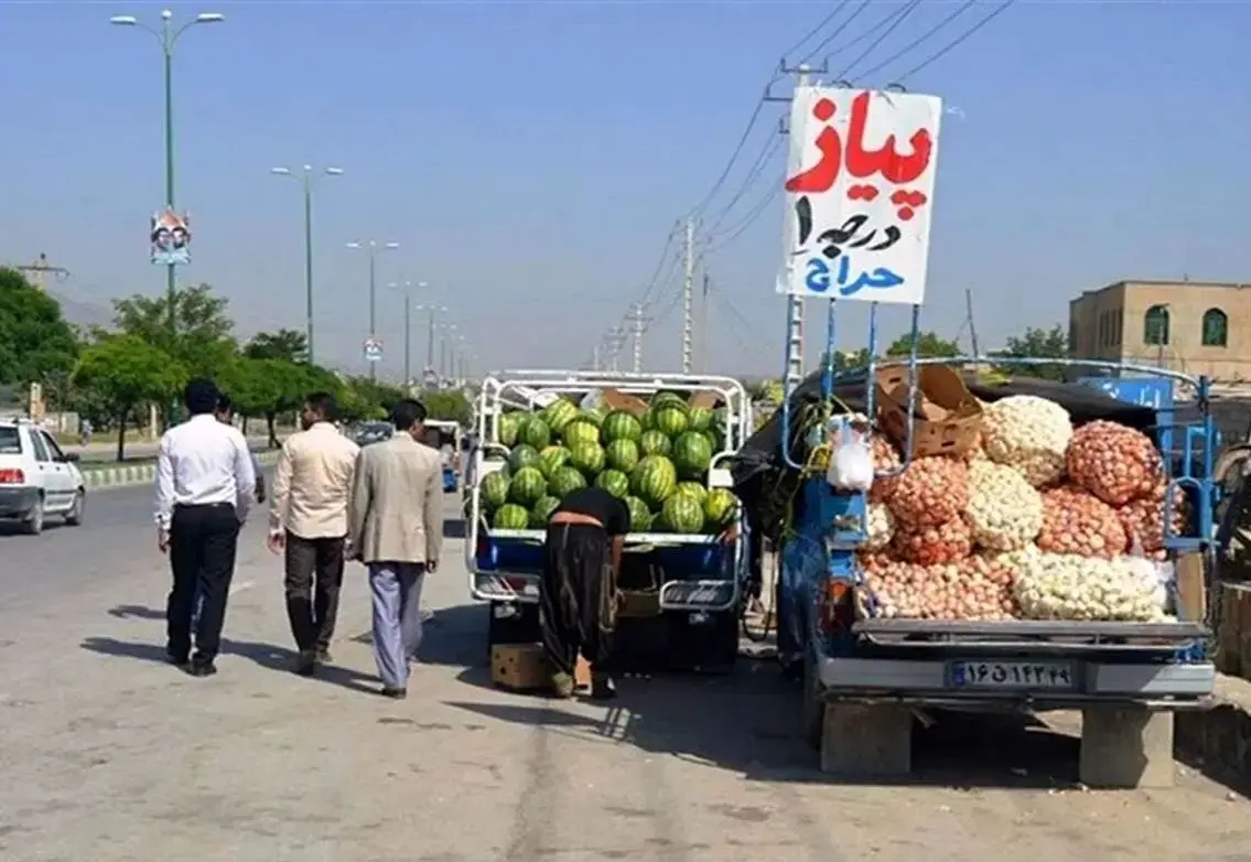 خداحافظی با دستفروشی سیار/ وانت‌ها از خیابان‌ها جمع‌آوری می شوند
