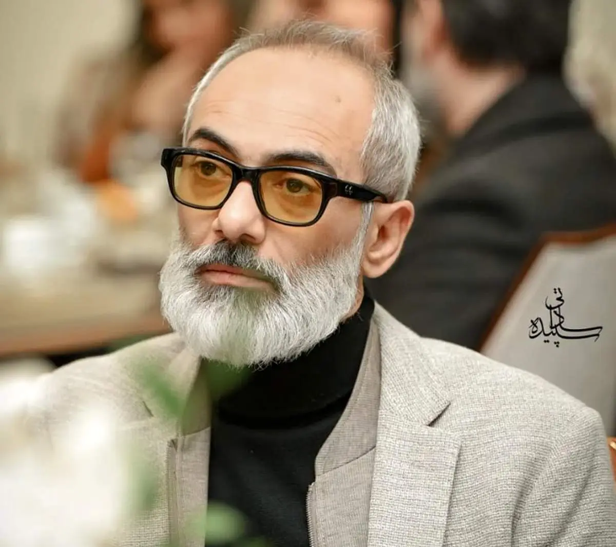 گرد پیری بر چهره علی قربانزاده! / عکس
