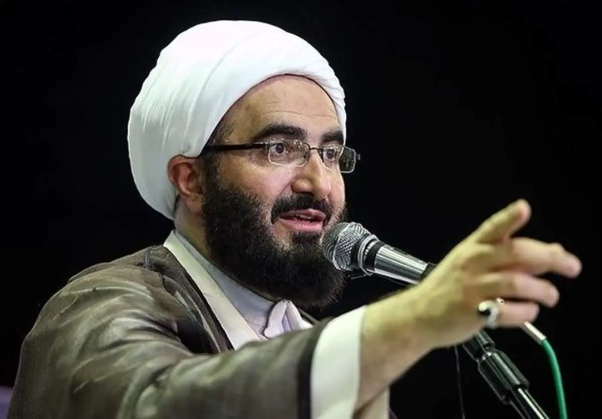 واکنش امام جمعه تهران  به شعاردهندگان در نماز جمعه/ فقط موجب بی نظمی می شوید