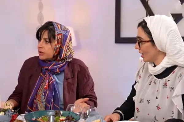 ببینید/ حرکت چندش آور خانم بازیگر هنگام غذا خوردن 