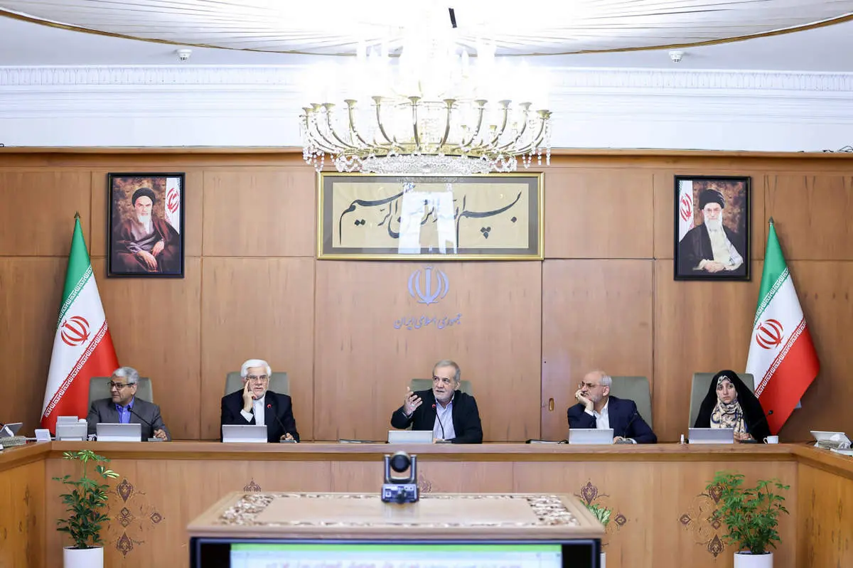 تصویب دو فوریت تعیین ساعت رسمی کشور توسط دولت