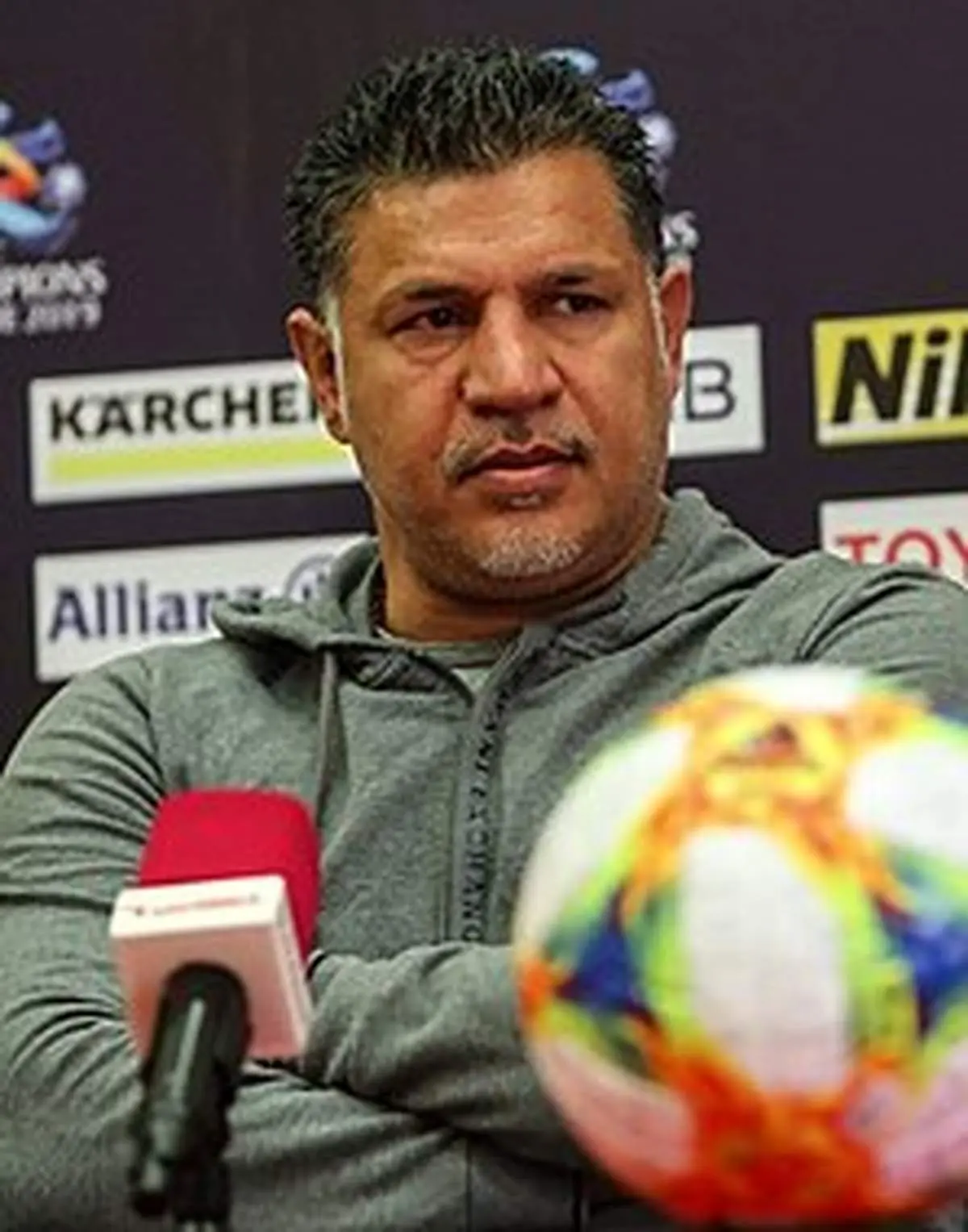 علی دایی: کفه پرسپولیس سنگین تر از استقلال است