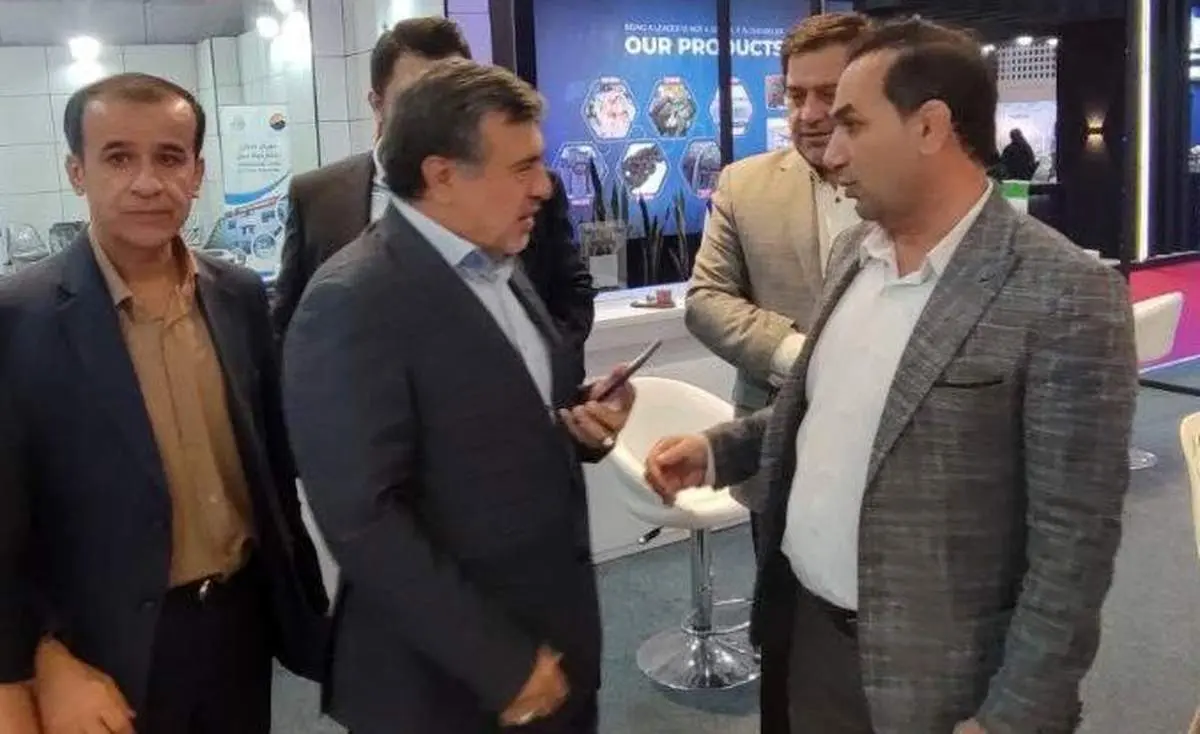 بازدید منتخب مردم استان از غرفه پتروشیمی ایلام در نمایشگاه ایران اکسپو