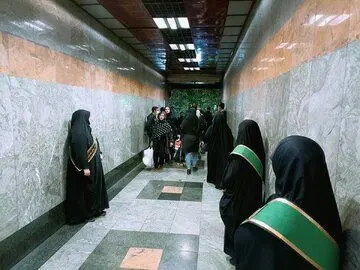  سخنگوی شورای شهر از حضور حجاب‌بانان در متروی تهران دفاع کرد
