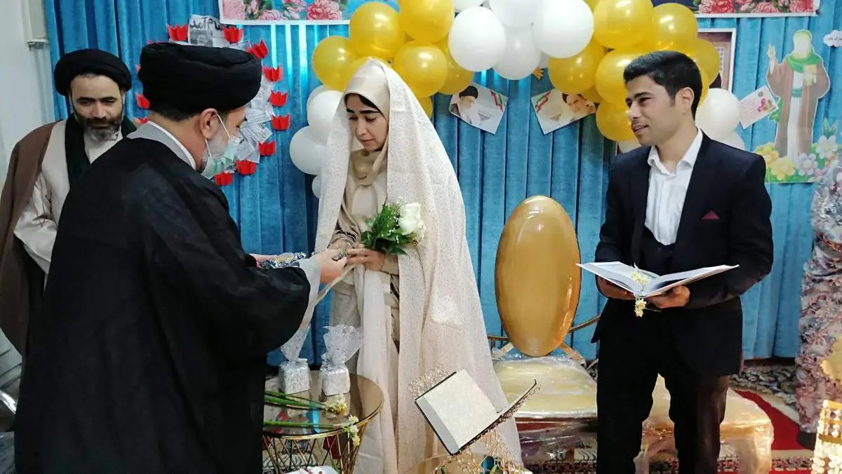 33 مرکز همسریابی، مامور جوانسازی ایران