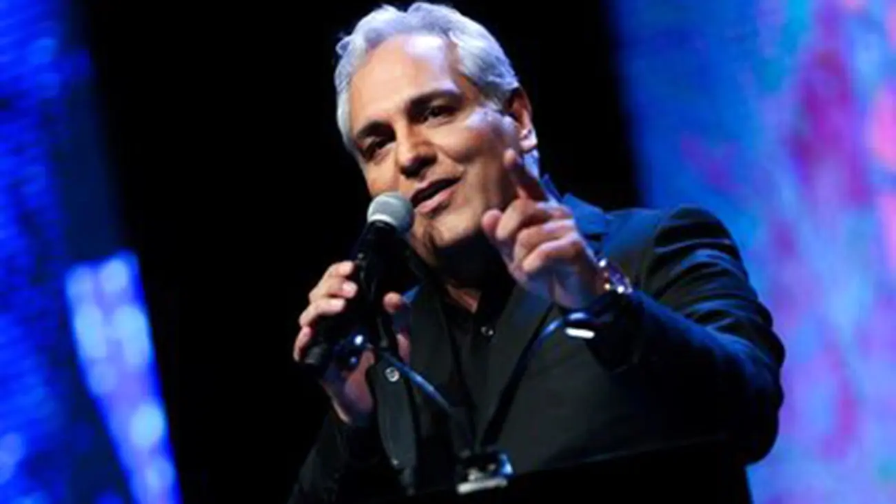 افتضاح مهران مدیری موقع خواندن «سوغاتی» هایده/ ببینید