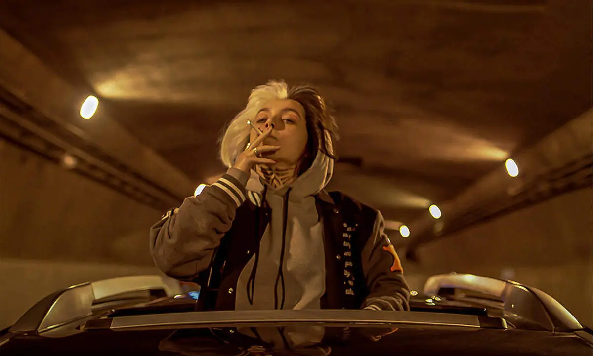 «لاکپشت»  به اکران رسید/ حضور متفاوت نازنین بیاتی