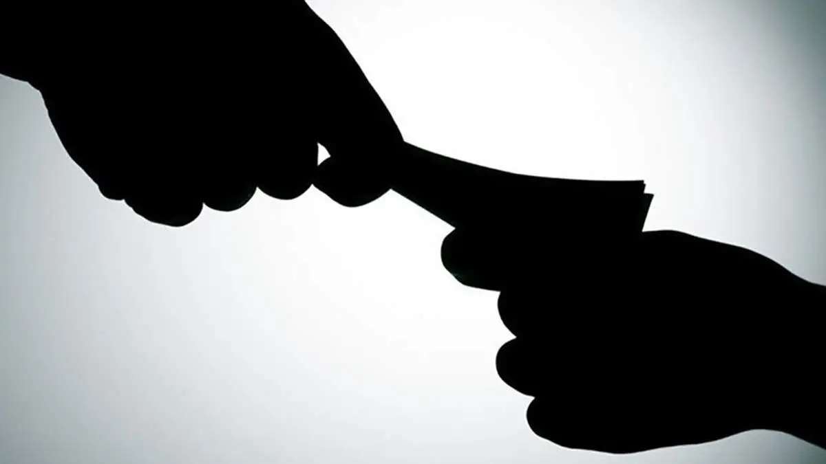 مامور وظیفه شناس رشوه ۵۰۰ میلیون ریالی را رد کرد