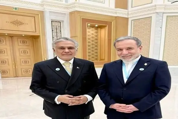 دیدار و گفتگوی وزرای خارجه ایران و پاکستان