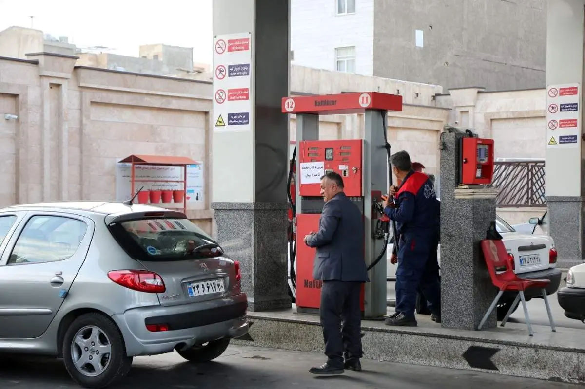 اصلاح مصوبه بنزین ۵ هزار تومانی؛ تعیین نرخ کارت جایگاه به‌صورت فصلی