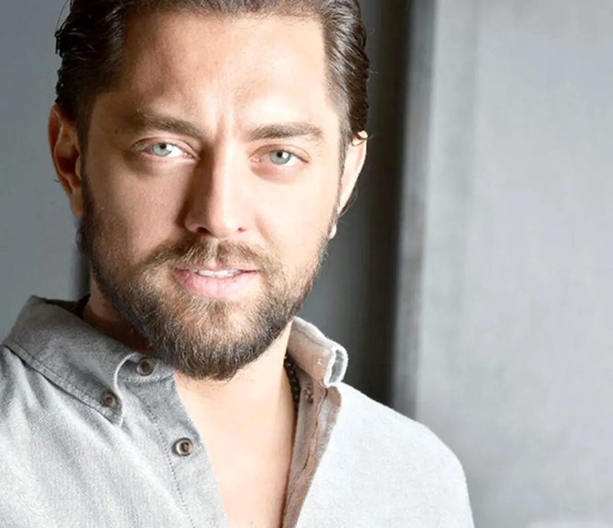 ببینید | ژست متفاوت بهرام رادان در مراسم ازدواجش در گرجستان