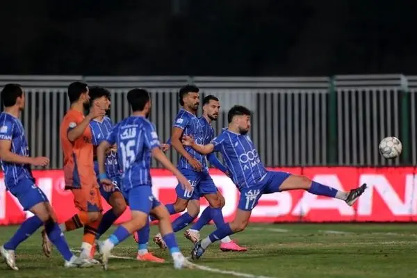 واکنش تند خرمگاه به انتقاد ساپینتو از بی‌احترامی به استقلال