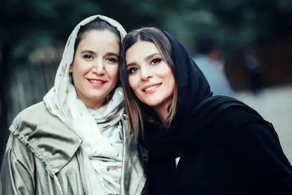 تصاویر صمیمی از سحر دولتشاهی و ستاره پسیانی 