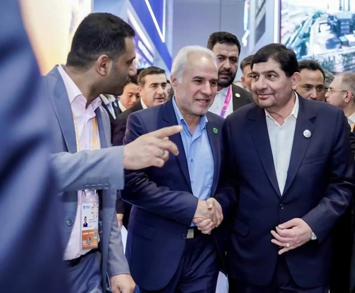 تقدیر معاون اول رئیس‌جمهور از رشد تولید و بومی‌سازی در پتروشیمی شازند