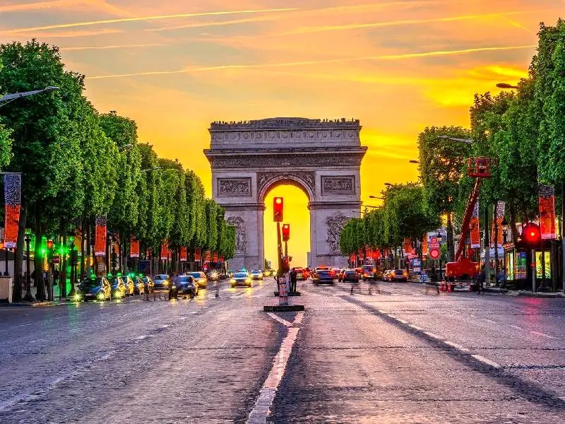 کامل‌ترین لیست هزینه‌های سفر به فرانسه