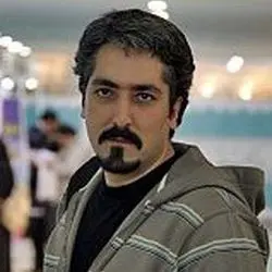 هادی حسینی‌نژاد