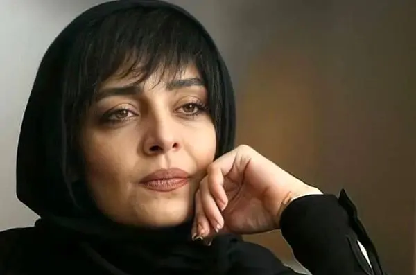 ساره بیات با محکوم می آید