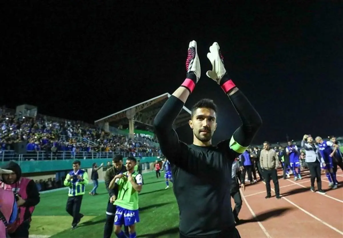 ببینید | شادی هواداران استقلال پس از تمدید قرارداد سید حسین حسینی